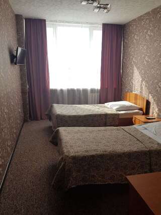 Гостиница Приморавтотранс Владивосток Двухместный номер с 2 отдельными кроватями-1